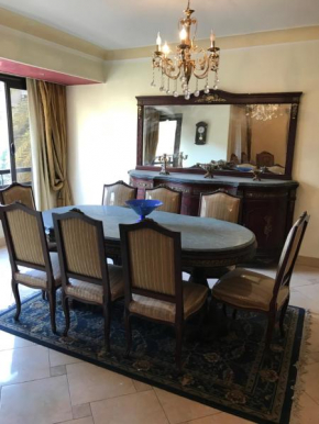 Deluxe Maadi Apartment In Cairo